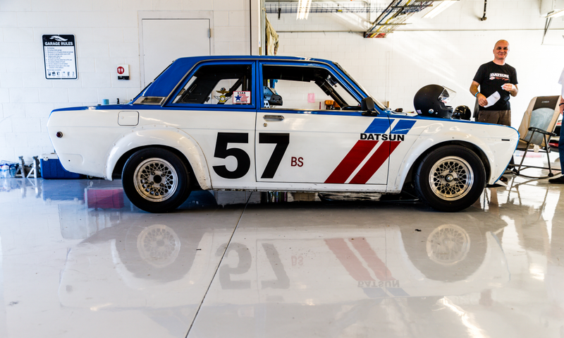 Illustration for article titled This Is What Vintage Car Racing Heaven Looks Like When It Comes To Texas